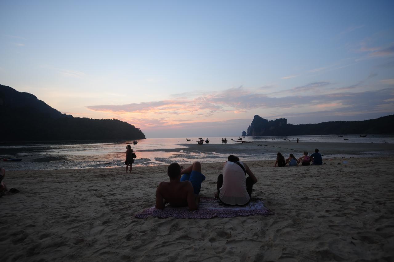 Twin Palms Hostel Phi Phi Экстерьер фото